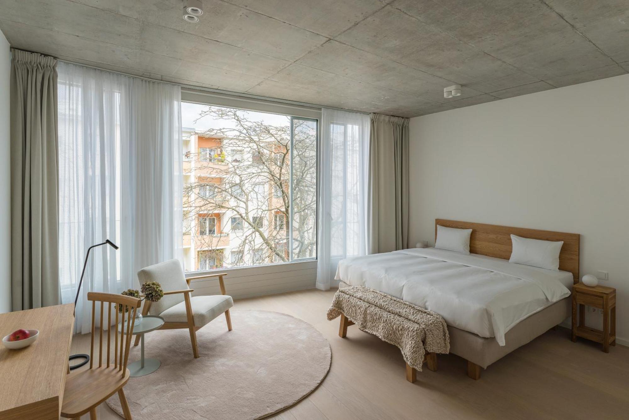 Two-Bedroom Garden Loft 107 m²