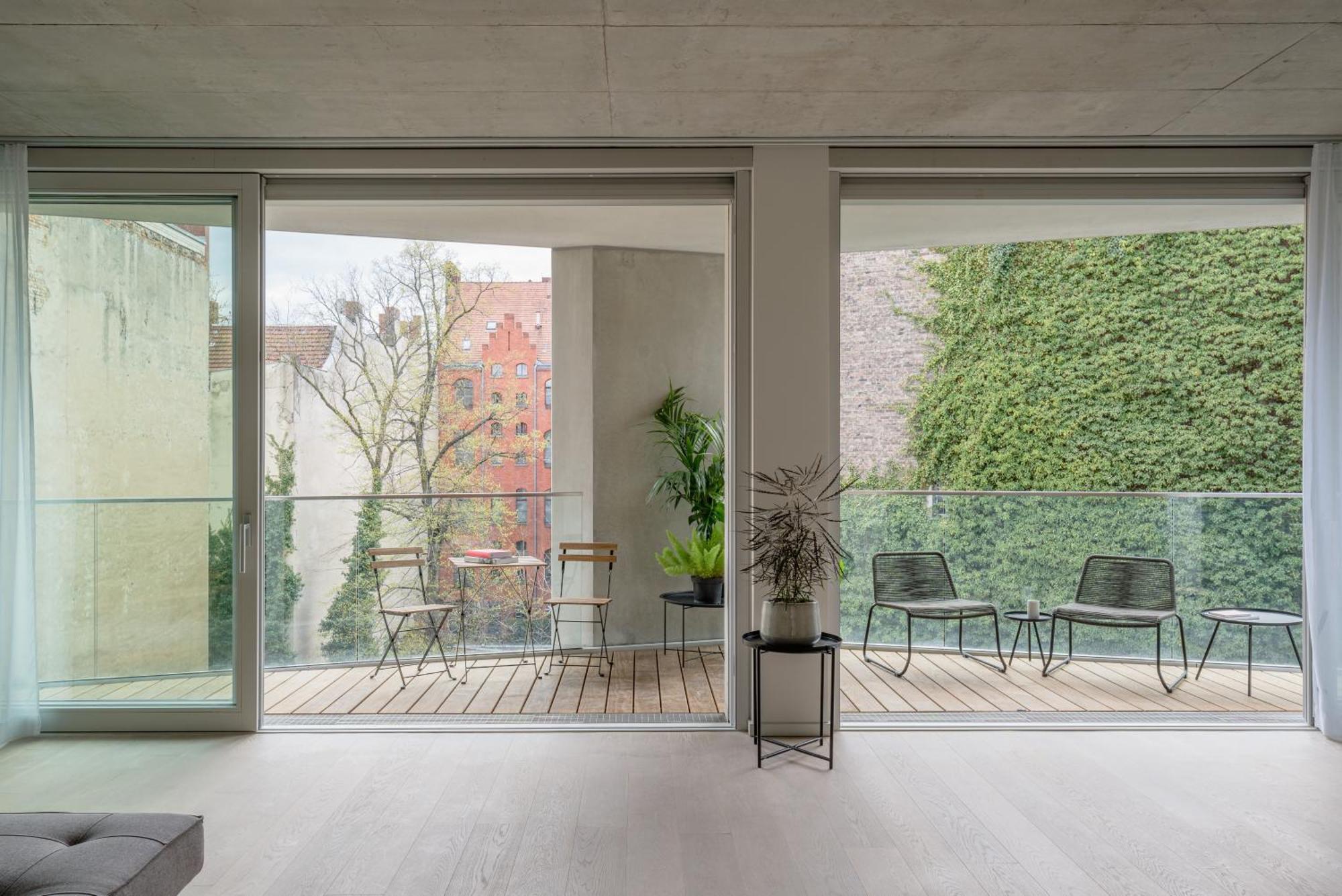 Two-Bedroom Garden Loft 139 m²